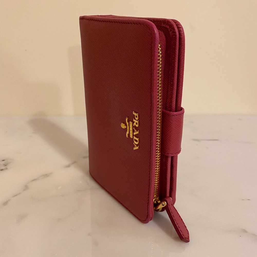 Prada Saffiano Bi-fold Wallet